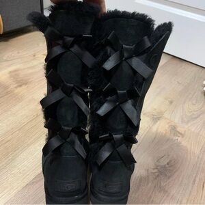 UGG Women's Black Suede Bow Boots